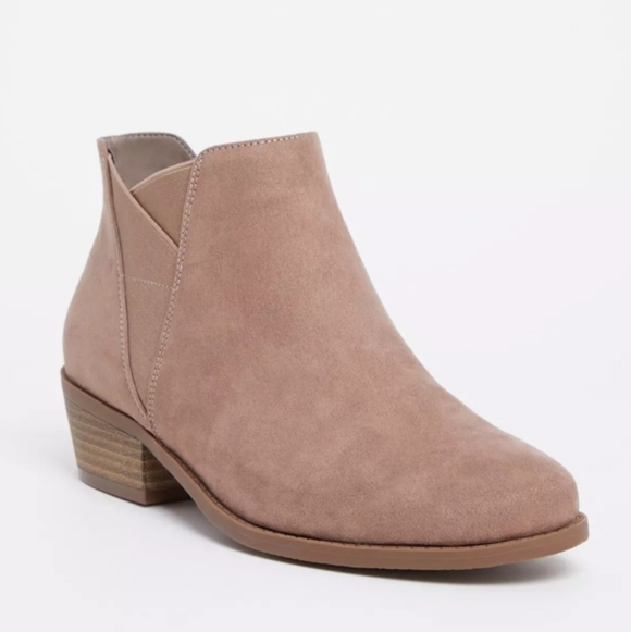 torrid Shoes - Torrid Taupe Ankle Booties Size Women's 11 Wide Width